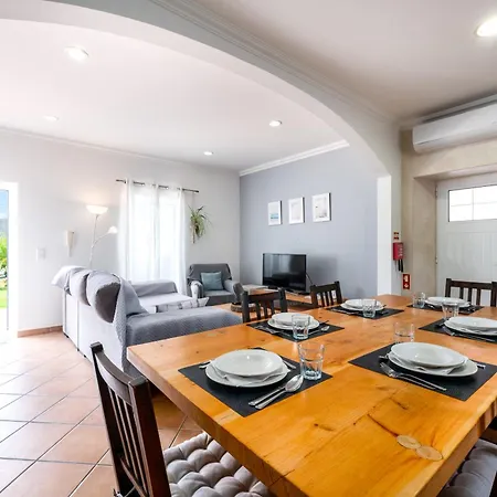 Quinta Da Bela Vista - Ericeira Feriehus Galiza